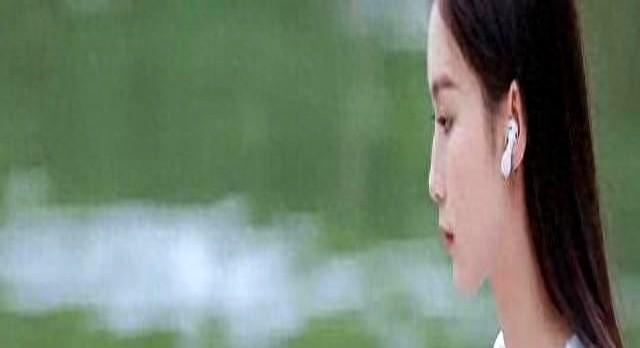 如何理解岁月不饶人的意思（走过半生才懂青丝渐白）