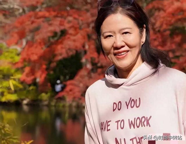 从“铁榔头”到“整容狂魔”，64岁郎平大变样，差点都认不出来！