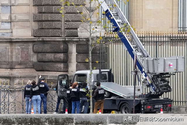 梳理卢浮宫被盗时间线：安保打盹4分钟，价值亿万的皇冠遭了殃