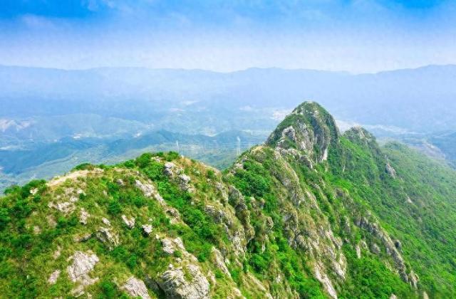 游清远黄花石寨