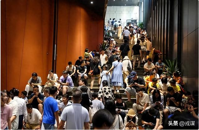 博物馆成新“打卡圣地”，抢票成常态！游客爆棚，体验却一落千丈