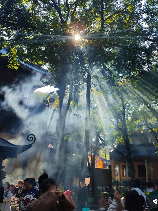 从“圈地收费’到‘还景于民”，多个景区已全免门票，你怎么看？