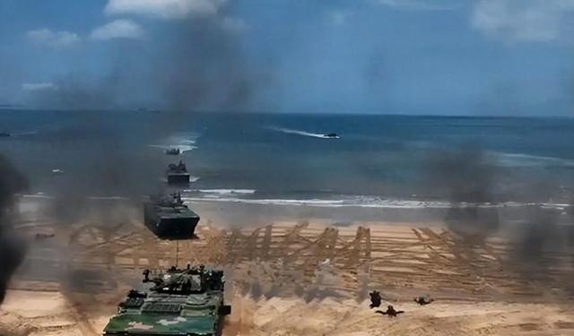 美专家罕见达成一致：一旦台湾回归中国，美国可能就剩一条路可走