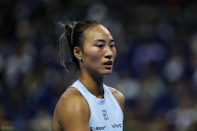 官方！郑钦文王者归来，2026首秀公布，比赛时间确定，终于等到了