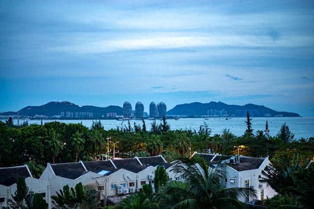 去海南三亚玩了 1 周回来，说句大实话，三亚真不是所有人能适应的