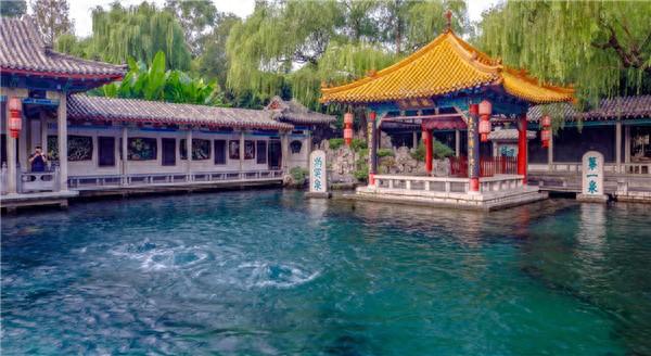 拾趣历下 暖意燃冬丨泉畔拾光 邂逅历下冬日浪漫诗章