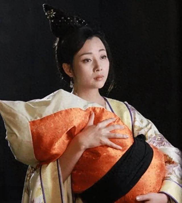 古代乳娘有多心酸？除了喂奶之外，还要为主人做一件难堪的事！