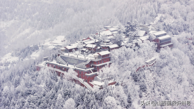 跟着组图解锁五台山冬日美景（四）古建“遇”飞雪