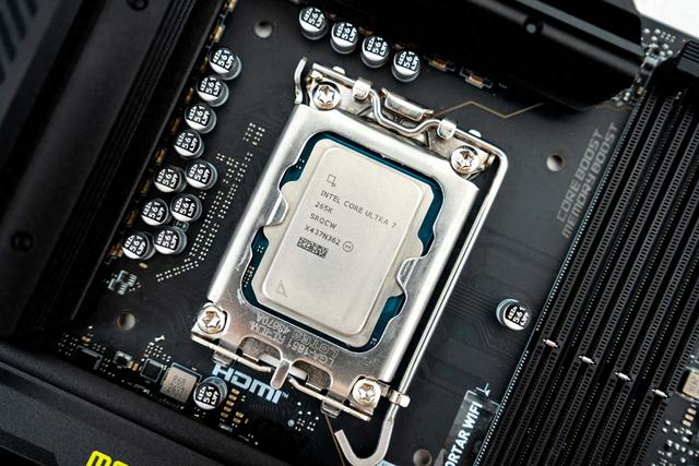 游戏和生产力都要，Ultra 7 265K降至甜点，双11万元装机配置推荐