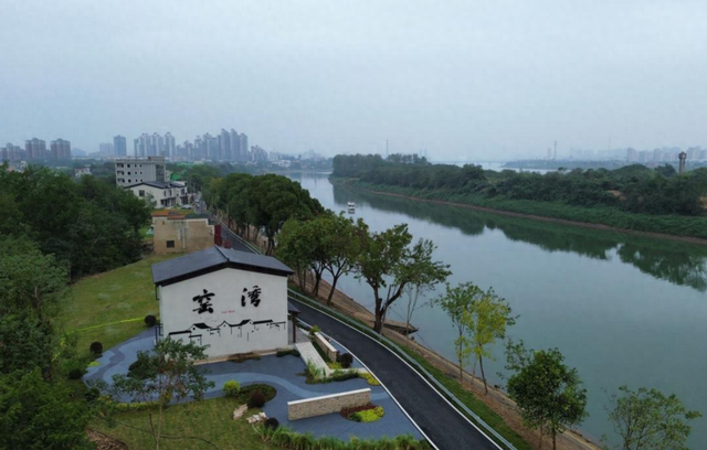 好消息 窑湾街区二三期样板段全面完工