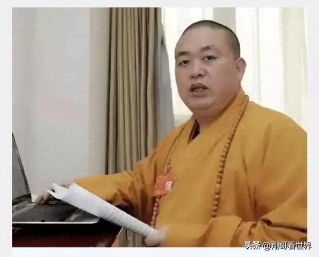 为什么释永信能这么“狂”？看他的两个老师就知道了，身份不简单