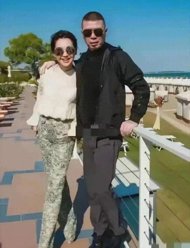 徐帆要是看到这张照片，会不会吃醋？