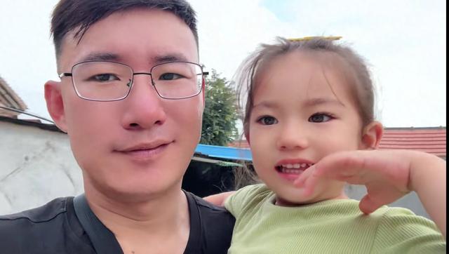 杨二狗可怜阿霞，对新女友有承诺！他要重操旧业，有人替阿霞征婚