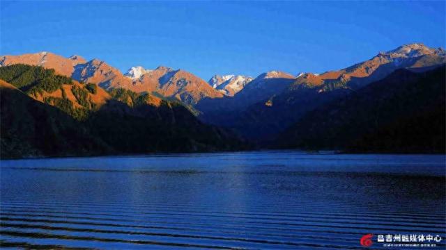 视觉·昌吉 | 天山天池：邂逅山水与夕阳的浪漫之约