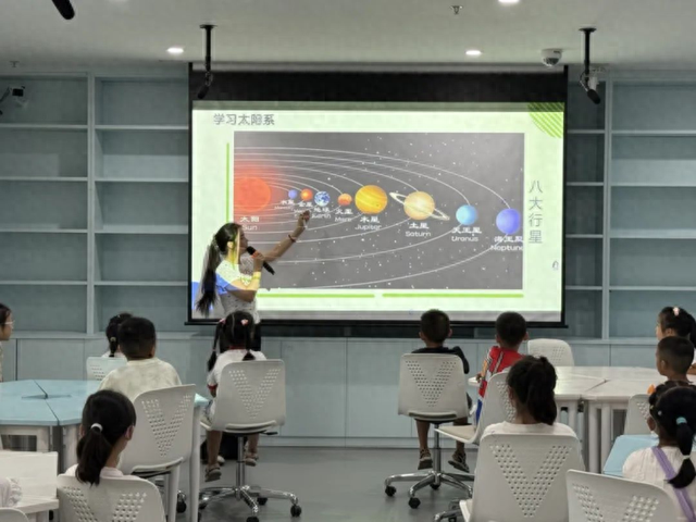 眉山彭山：“筑日月模型 悟天地奥秘”科学启智活动点燃儿童天文梦
