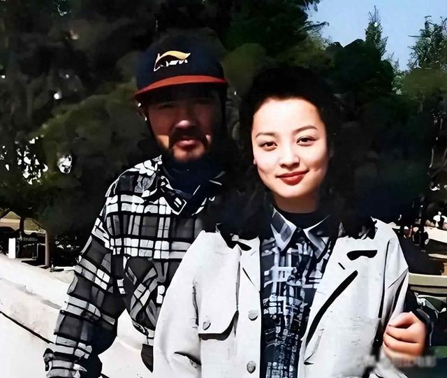 拔出萝卜带出泥，张纪中再迎噩耗	，转移财产是冰山一角，麻烦大了