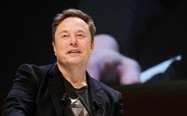 2030太空决战！中国6G突破300项技术，马斯克抢70%轨道逼宫