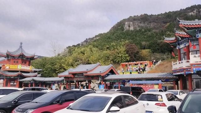 11月开门红！翼龙文旅各景区游人如炽，山水红韵承包秋日欢乐