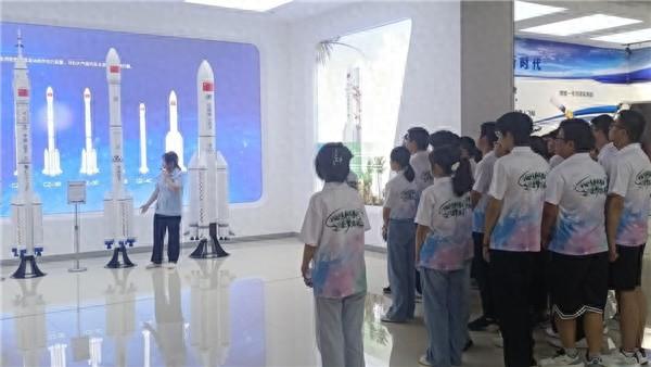 枞阳县科技馆承接2025年枞阳县大学新生代表心系枞阳逐梦启航活动