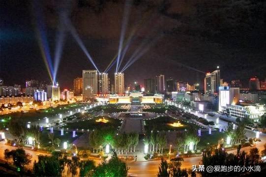 沈阳青年公园音乐喷泉：水幕为琴，流光作谱