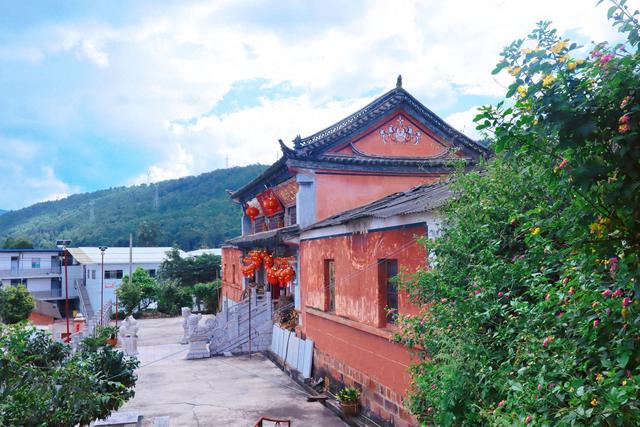 商贸重镇的财神庙，始建于明代的古寺，是一个商镇兴盛衰落的见证