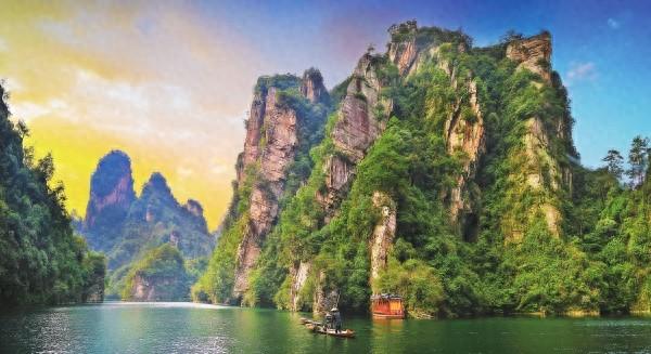 “会说话”的宝峰湖