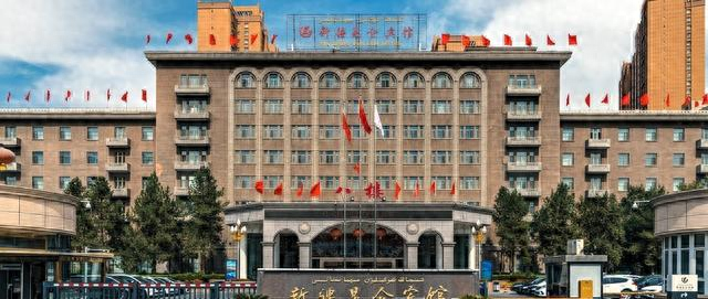 一房难求！刀郎粉丝攻占乌鲁木齐，八楼宾馆被包场