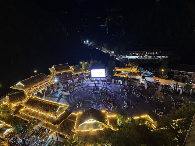 一间民宿  酿就“一夜故乡”的诗意栖居