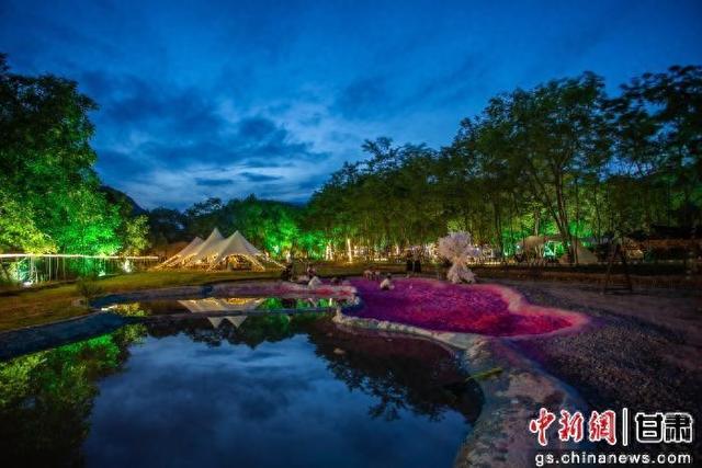 崆峒文旅融合“破圈”：从“一日游”到全域沉浸