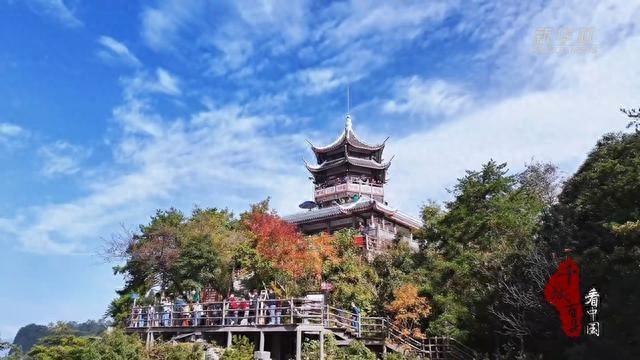千城百县看中国丨湖南张家界：山水奇观迎境外客潮