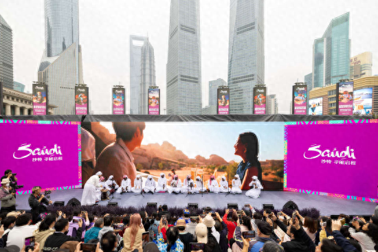 “沙特小镇”空降上海“人气爆棚”