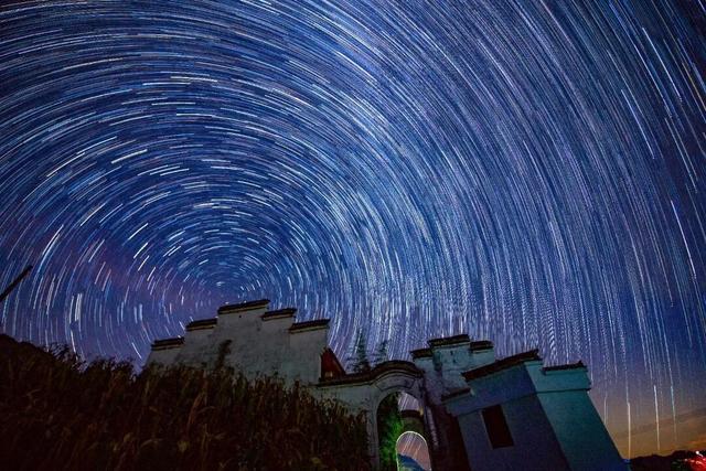 欠孩子的“银河补习班”，今晚就还上！