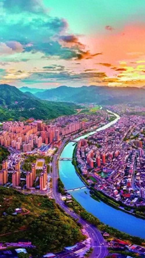 五律 · 永春游