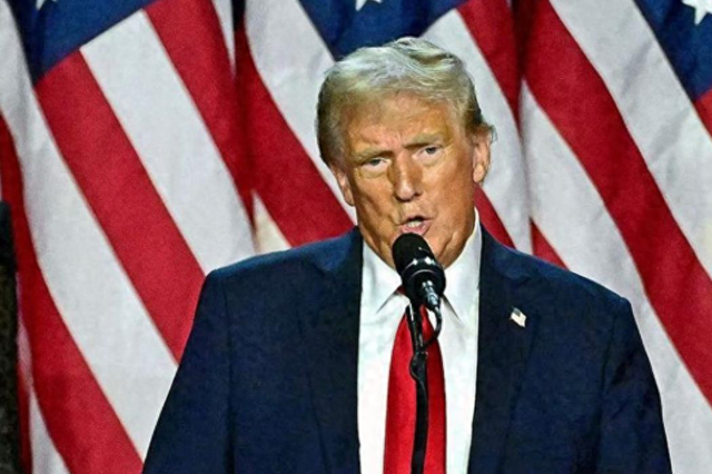 美军连夜通告全球，特朗普想通了：对中国不能来硬的，对华策略出现新变化