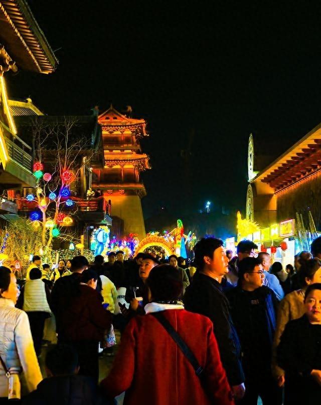 郑州人周末全冲新密！一天玩透四重快乐