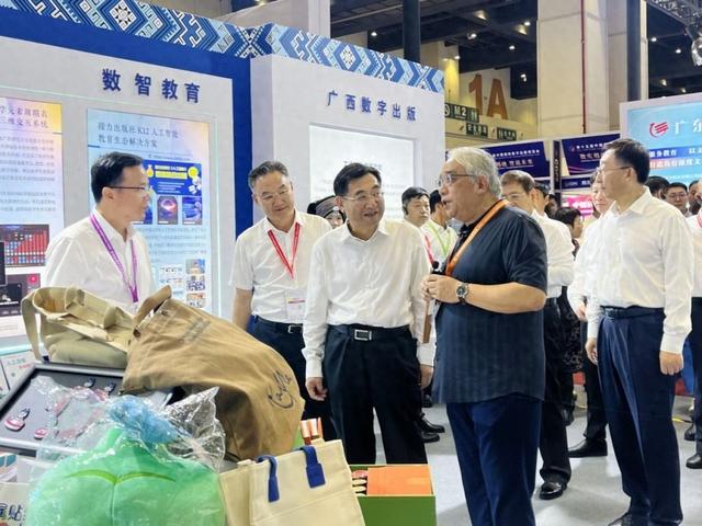 广西出版惊艳亮相第十五届数博会 数智创新助力出版业高质量发展