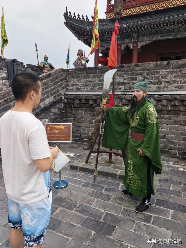 湖北荆州文旅爆火密码：把每个游客都变成“戏精”