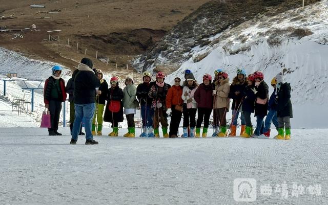 曲靖：西南高山雪场实力出圈 “冰雪+”撬动区域经济新增长