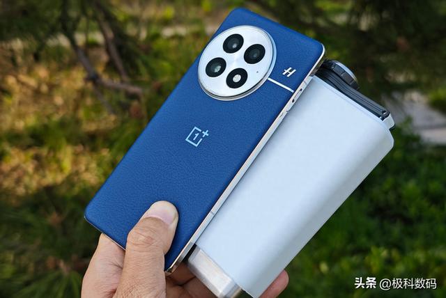 4000元以下手机对决！一加13、iQOO、荣耀，谁才是性价比影像王者