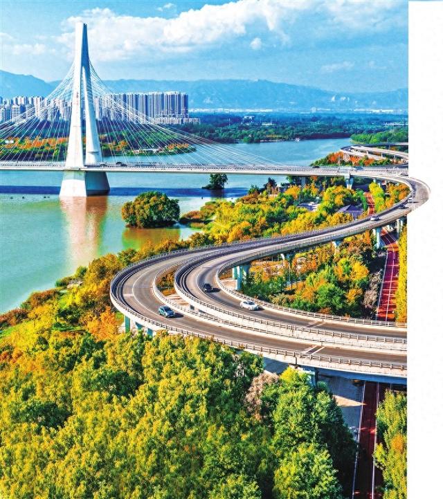 并州秋景胜春朝