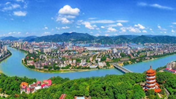 福建三明千年“福气”漫游指南：山水、小吃、客家魂，让5国老外集体上头！