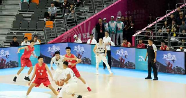 广东87-71山东，赛后评分：不是徐杰，广东8号排名第一