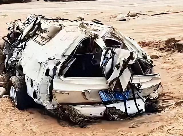 13人露营10死后续！擅自去野景，牧民曾提醒过，没一个值得同情