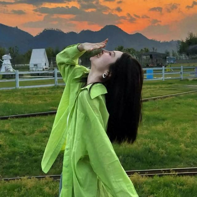 “总有一句文案是为你而写”