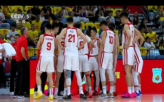 正在直播男篮热身赛 中国VS委内瑞拉