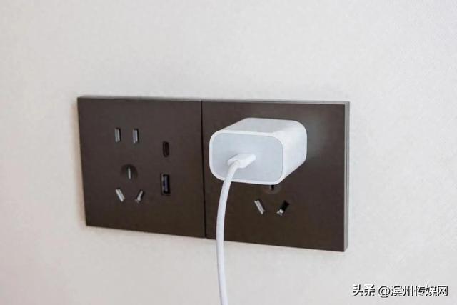 错误的充电方法，严重影响手机寿命