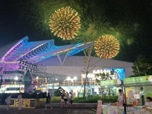 文化共生：啤酒节与青岛本土文化的交融共舞