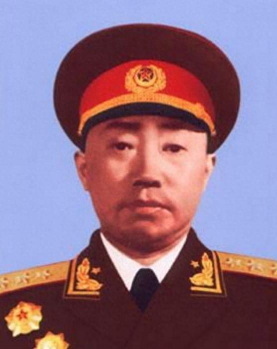 新三国番号（李大本事用一发炮弹诈降碉堡）