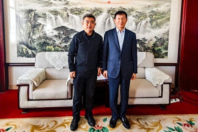 【交流】韩国东江大学化学系尹炅炳教授一行到 济南果品研究所调研交流