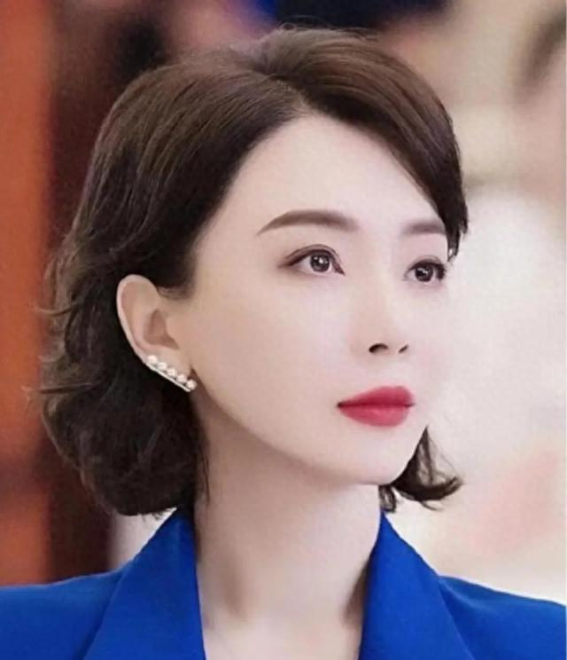 陈数14年陪继子长大，丈夫消失两年，这段婚姻为何如此安静